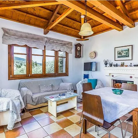 Villa μeropi & Natalia