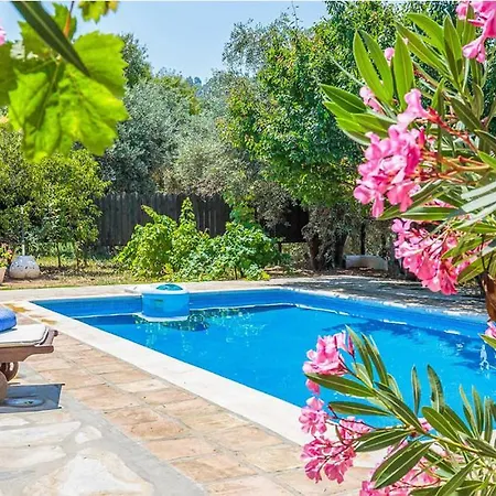 Villa μeropi & Natalia *