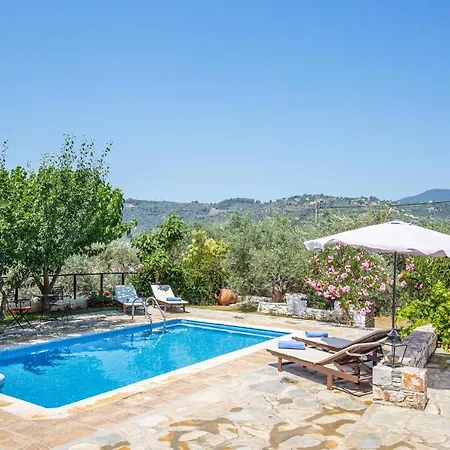 Villa μeropi & Natalia *