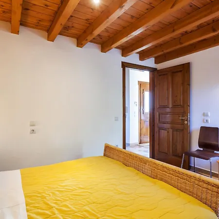 μeropi & Natalia 斯科派洛斯